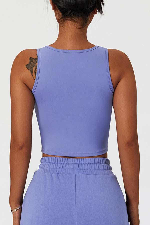 PADDED SPORTS CROPPED TANK TOP IN LILAC